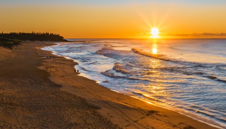 Dónde ver los mejores atardeceres de la Costa Dorada